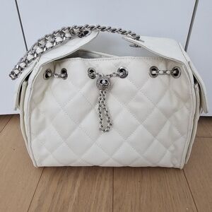 Elegant Cream Women’s Bag – New